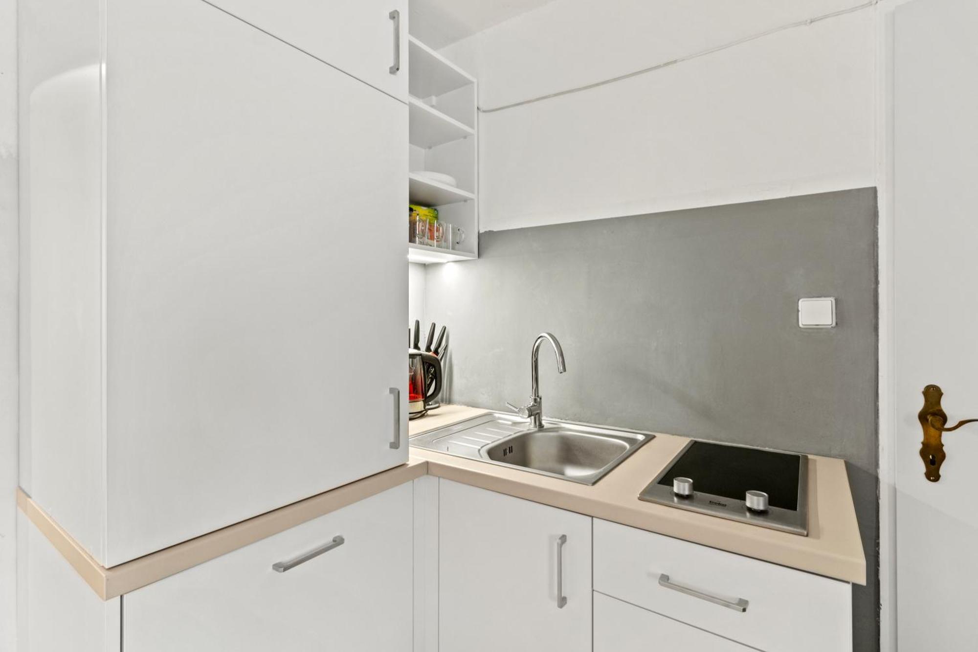 Appartamento Perfect Location, 2 Min To Main Station Vienna Esterno foto