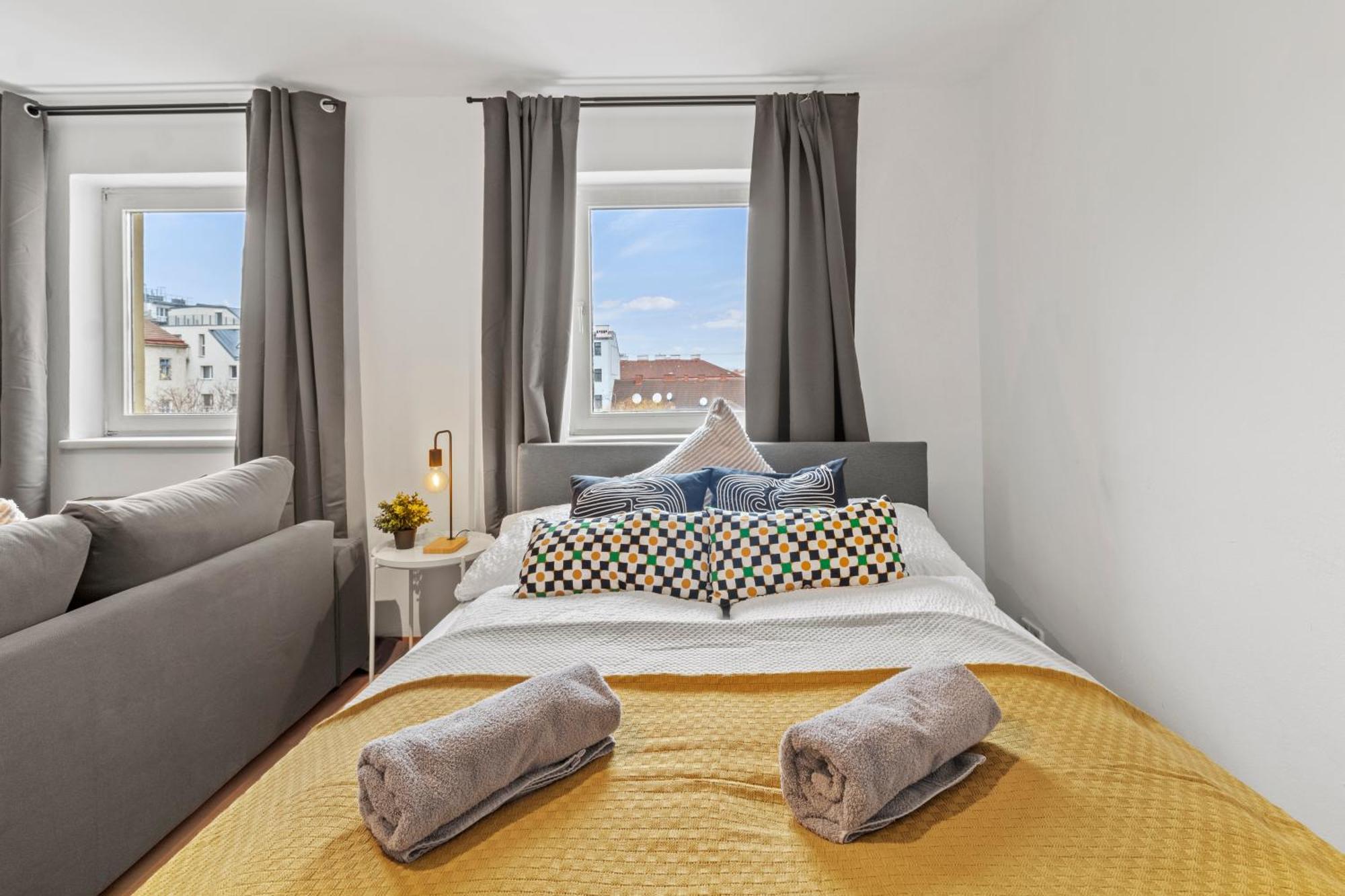Appartamento Perfect Location, 2 Min To Main Station Vienna Esterno foto