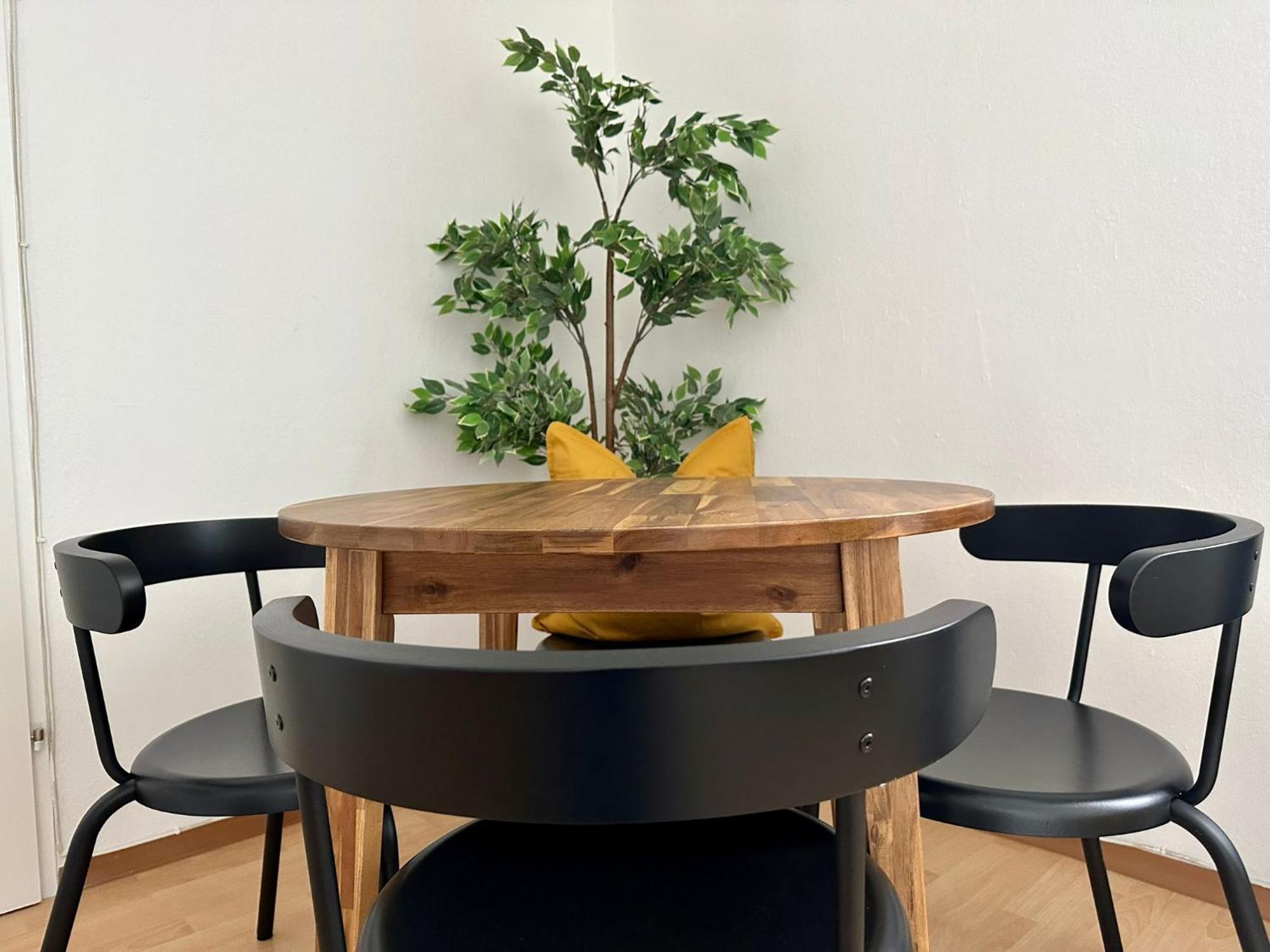 Appartamento Perfect Location, 2 Min To Main Station Vienna Esterno foto