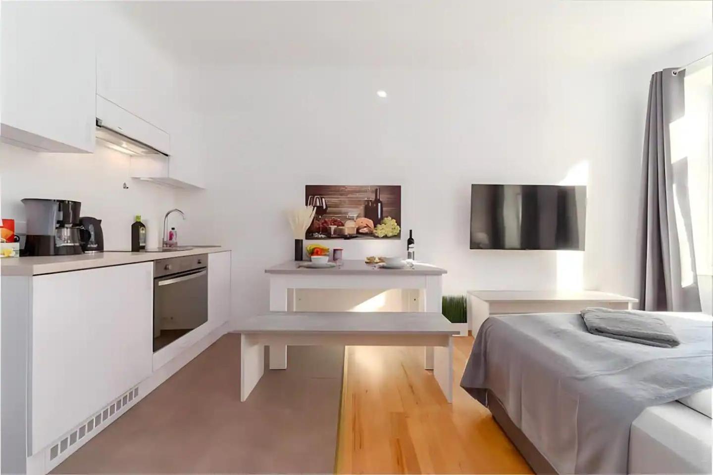 Appartamento Perfect Location, 2 Min To Main Station Vienna Esterno foto